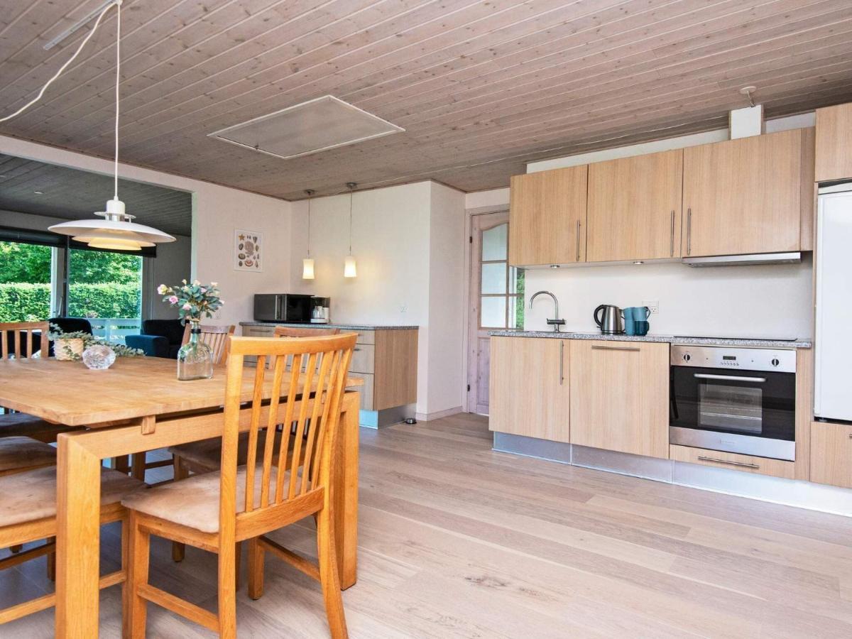 4 Person Holiday Home In B Rkop Børkop Kültér fotó